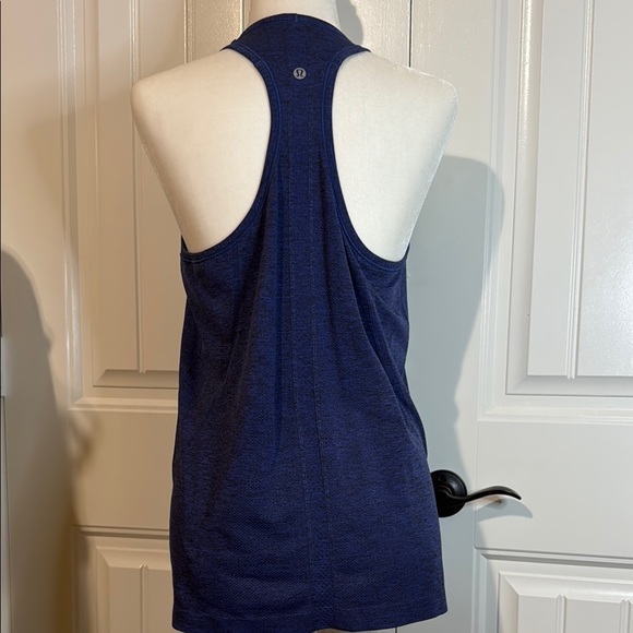 Lululemon Swiftly Tech Cerulean Blue/Black Racerback Tank Top Size 12 - Picture 6 of 7